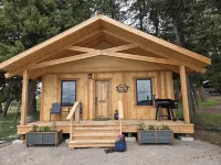 Elkhorn Cabin at Columbia Mountain Ranch near Glacier National Park - Feriehus