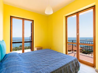 Sunny Home