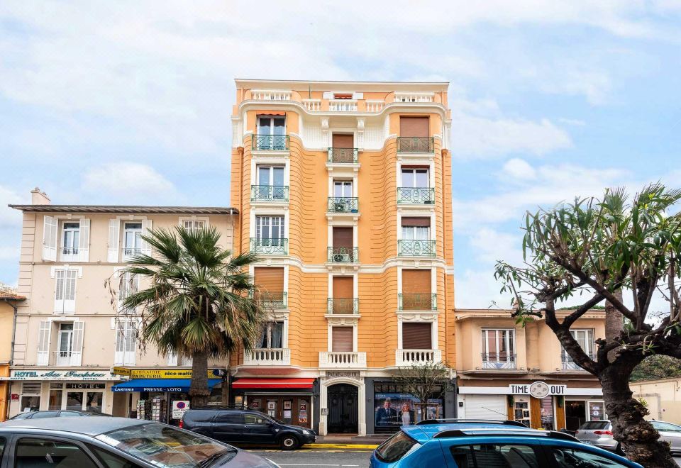 hotel overview picture