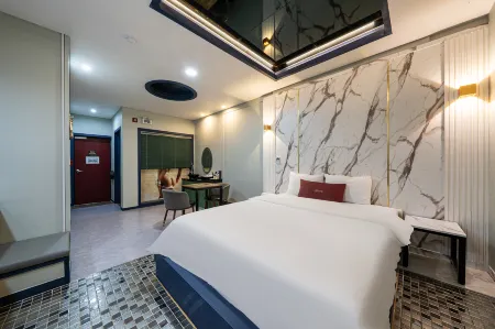 Gyeryong Dream Self Check-in Hotel