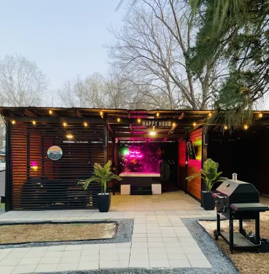 Paradise Escape: Jacuzzi, Fire Pit, Game Room