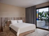 Nur Outline Aparthotel Hotel in zona Stoà di Mezzo