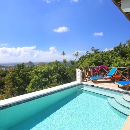 Bella Vista 2 Home by RedAwning