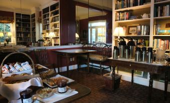 200 South Street Inn