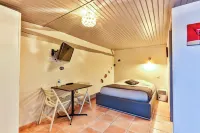 Gite - Studios Marie Barrault Các khách sạn ở Sainte-Cecile