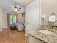 Cedar Lodge by Jackson Mountain Rentals Hotels near Brian Hoffman's Remembering Red - A Tribute To Red Skelton