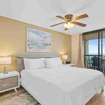 Phoenix V Unit 816 Rooms