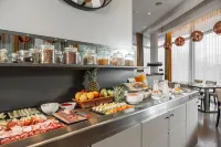 Welcome Hotel - breakfast