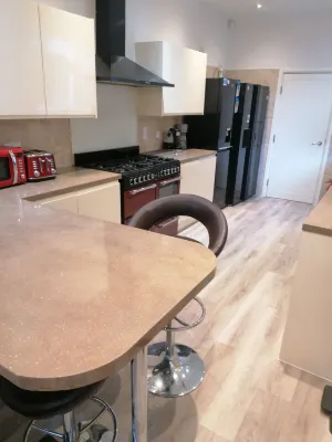 92 Seaford Street - 2-Star