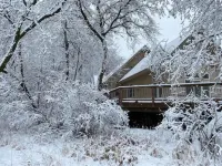 Secluded Spa-Cious Retreat -Beds for 8. Plus 3 Foldaways Extra