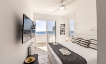 Faros Seaside Villa Larnaca