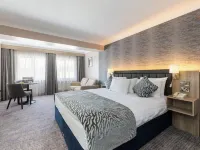 Rochestown Lodge Hotel Hotels near Carysfort Lodge