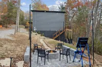 Green & Black Bear Cabins by Beyond Expectations