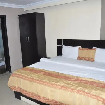 Beni Apartment and Suites