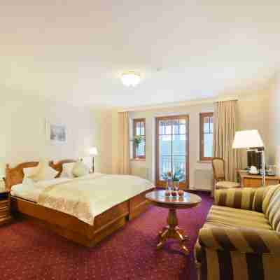 Cella Central Historic Boutique Hotel Rooms