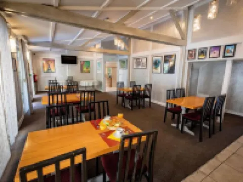 Hotel de la Gare Hotels in Indre