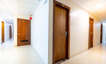 Hotel Apex International