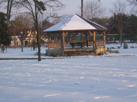 Relais du Cap Romain Отели рядом с достопримечательностью «WN28»