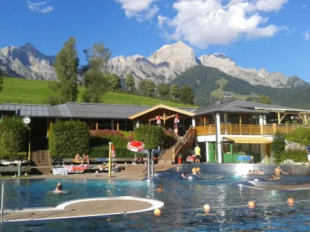 Apartment Maria Alm Near Hochkönig Ski Slopes Отели в г. Гемайнде Мария Альм ам Штайнернен Мер