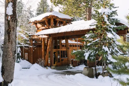 Gravity Haus Truckee Отели в г. Траки