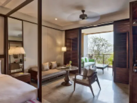 Hilton Goa Resort Hotels in Candolim