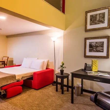 Urban Green Hotel & Suites