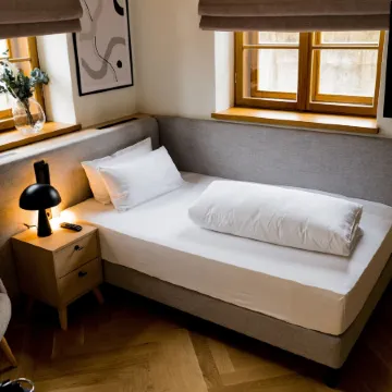 Bob W Munich Airport - Peterhof