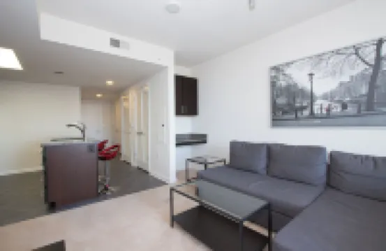 Pentagon Luxe Apartments Arlington - Near DC