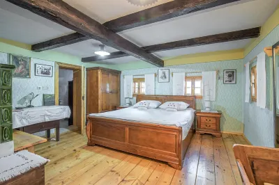 Homestead Bahor with Whirlpool - Happy Rentals