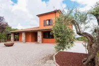 Villa la Pieve Hotels near Cattedrale Santi Gervasio e Protasio