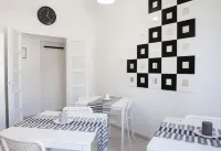 Cleo Giglio Hotels in Ancona
