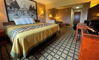 Super 8 by Wyndham Rolla