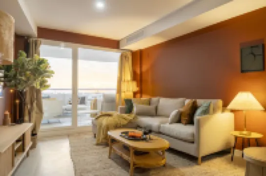 Gran Canet 2BR - 海景，游泳池 & 健身房 卡耐特蒂貝蘭格酒店