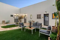 Helios Boutique Suites by la Finca Hotel - 3-Star