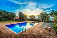Banana Village - Pools