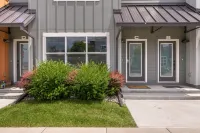 Amazing Urban Townhome Near Breweries & River! - 4-نجوم