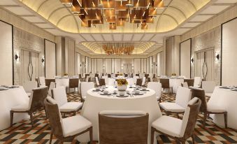 Golden Hill by Golden Tulip