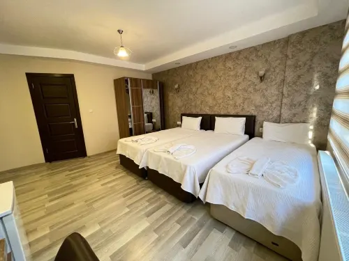 İkarus Hotel - 2-Star