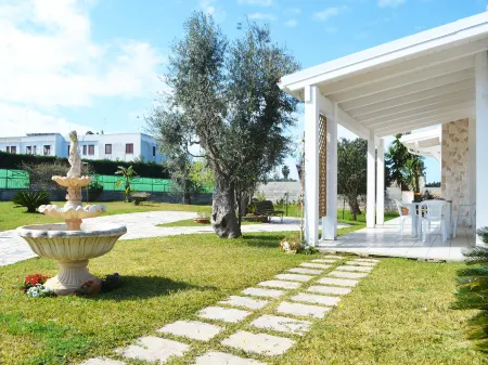 Comfortable Italian Holiday Home with Garden and BBQ