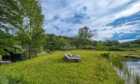 Charming Hideaway with Hot Tub and Private Pond - Cozy Rustic Retreat Hotels in Callicoon
