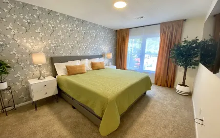 Condo in Excellent Location!