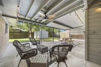 Sunny Retreat - Beachside Fun, Game console, Yard, Wifi Hotel a Pasadena