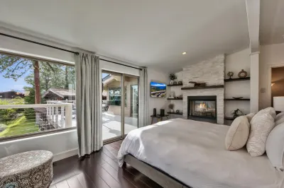 Luxury Mountain retreat with Hot tub