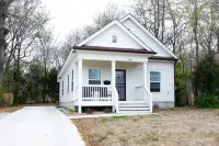 Shady Backyard and Relaxing Patio - Charming Serene Hideaway Hotels in Shelby County