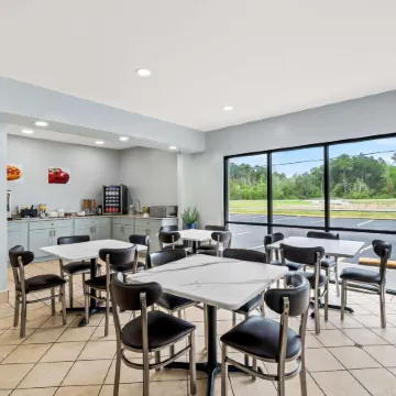 Quality Inn & Suites Biloxi - Ocean Springs