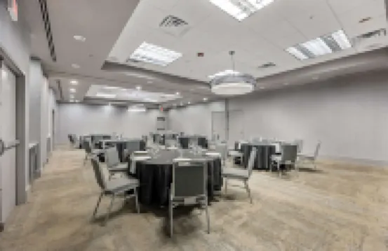 DoubleTree Suites by Hilton Huntsville South
