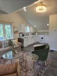 Luxury 1-bedroom condo in fabulous Denver with WiFi, AC