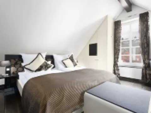 Trip Inn Kaiser Hotel & Restaurant Heidelberg-Schriesheim シュリースハイムのホテル