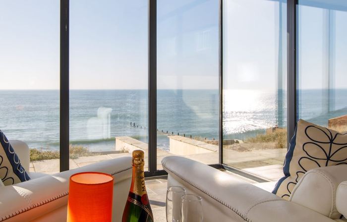 The Sea House - Ultimate Seafront Living & Sunsets