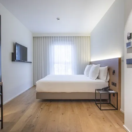Hotel Paxton Barcelona Отели рядом с достопримечательностью «Диагональ Мар»
